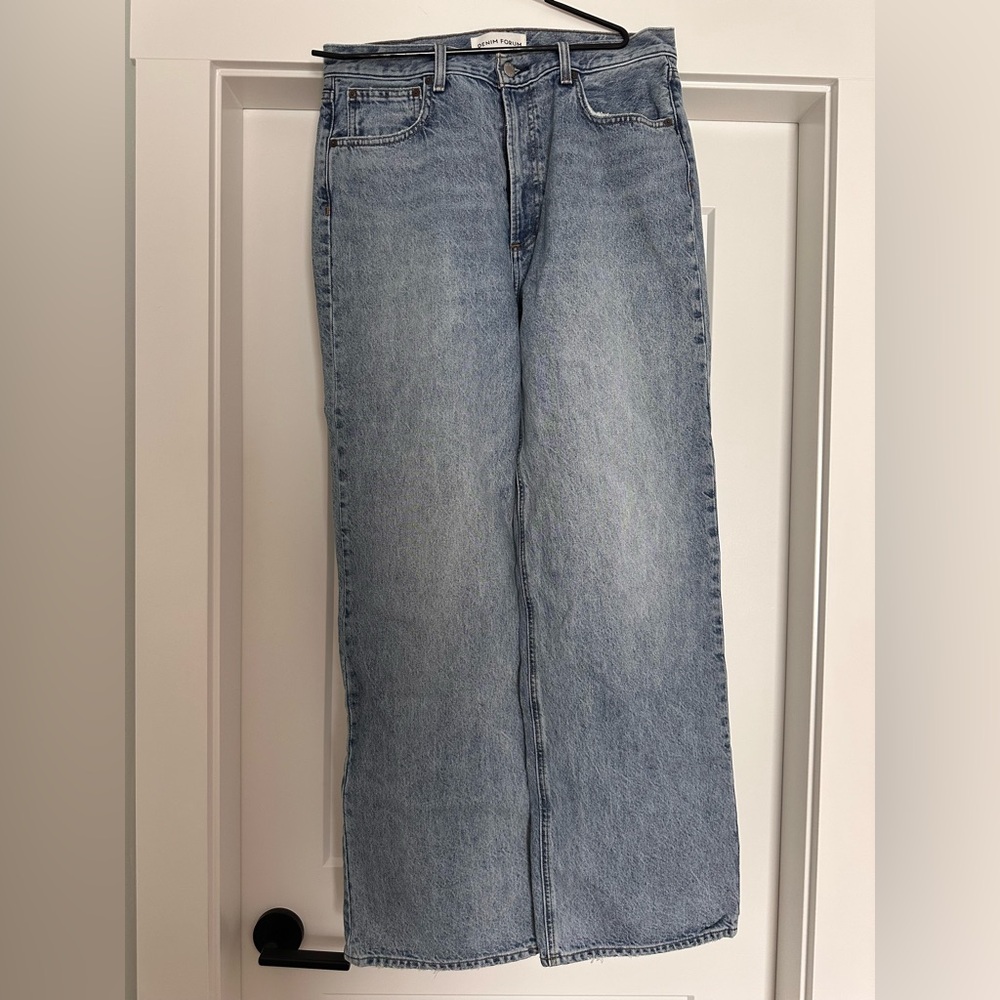 Aritzia Denim Forum Farrah High Rise Wide Leg Jeans Size 31